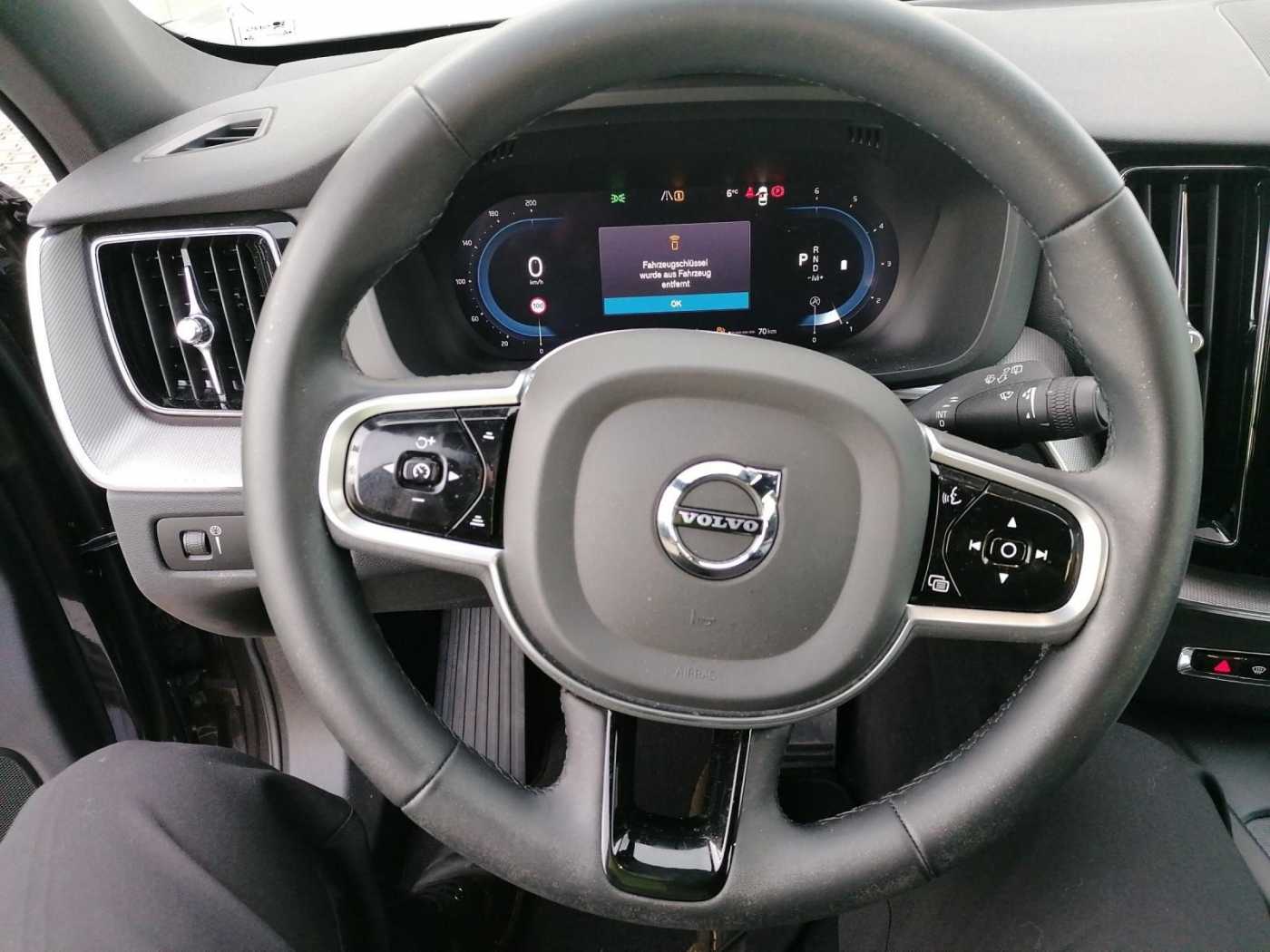 Volvo  R Design AWD B4 Diesel EU6d Navi Leder digitales