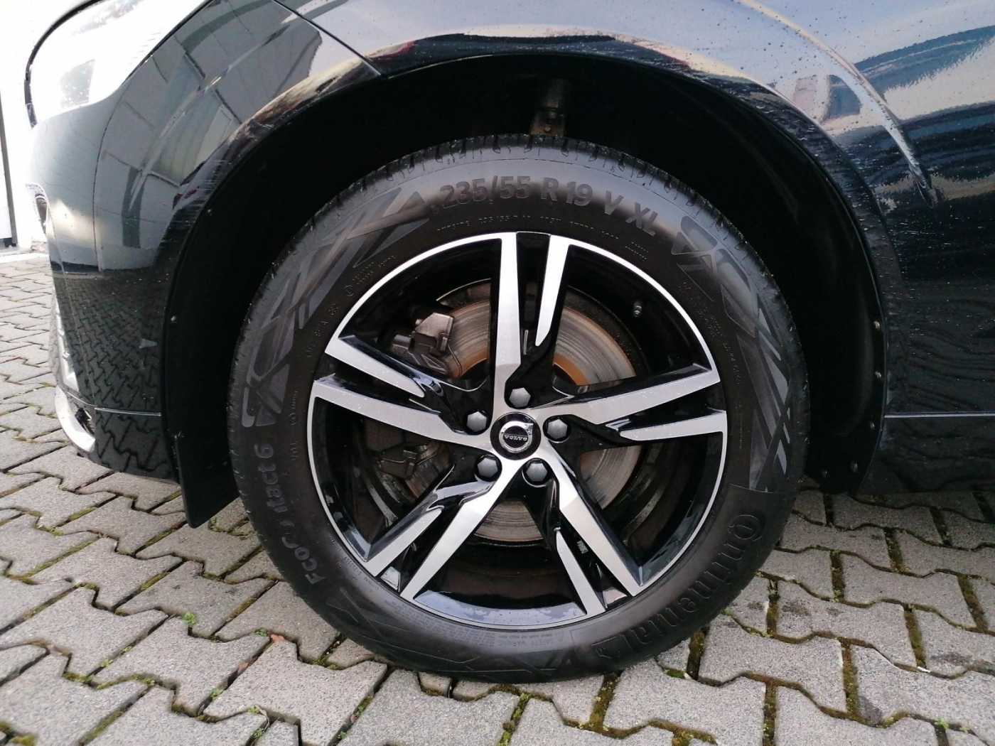 Volvo  B4 Mild-Hybrid Diesel AWD Automatikgetriebe