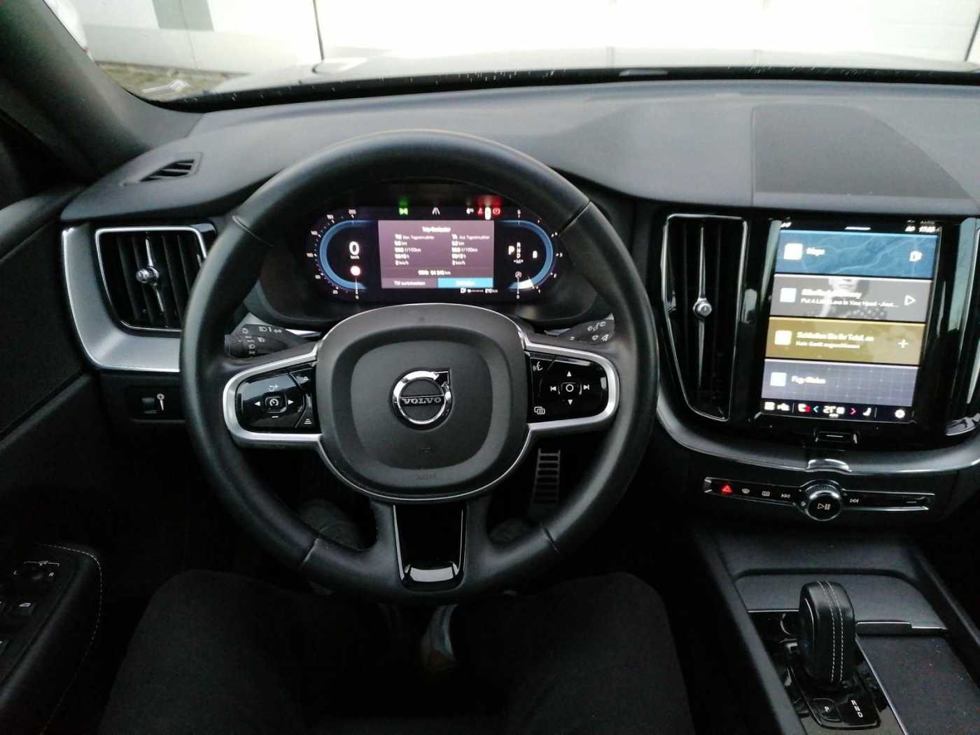 Volvo  B4 Mild-Hybrid Diesel AWD Automatikgetriebe