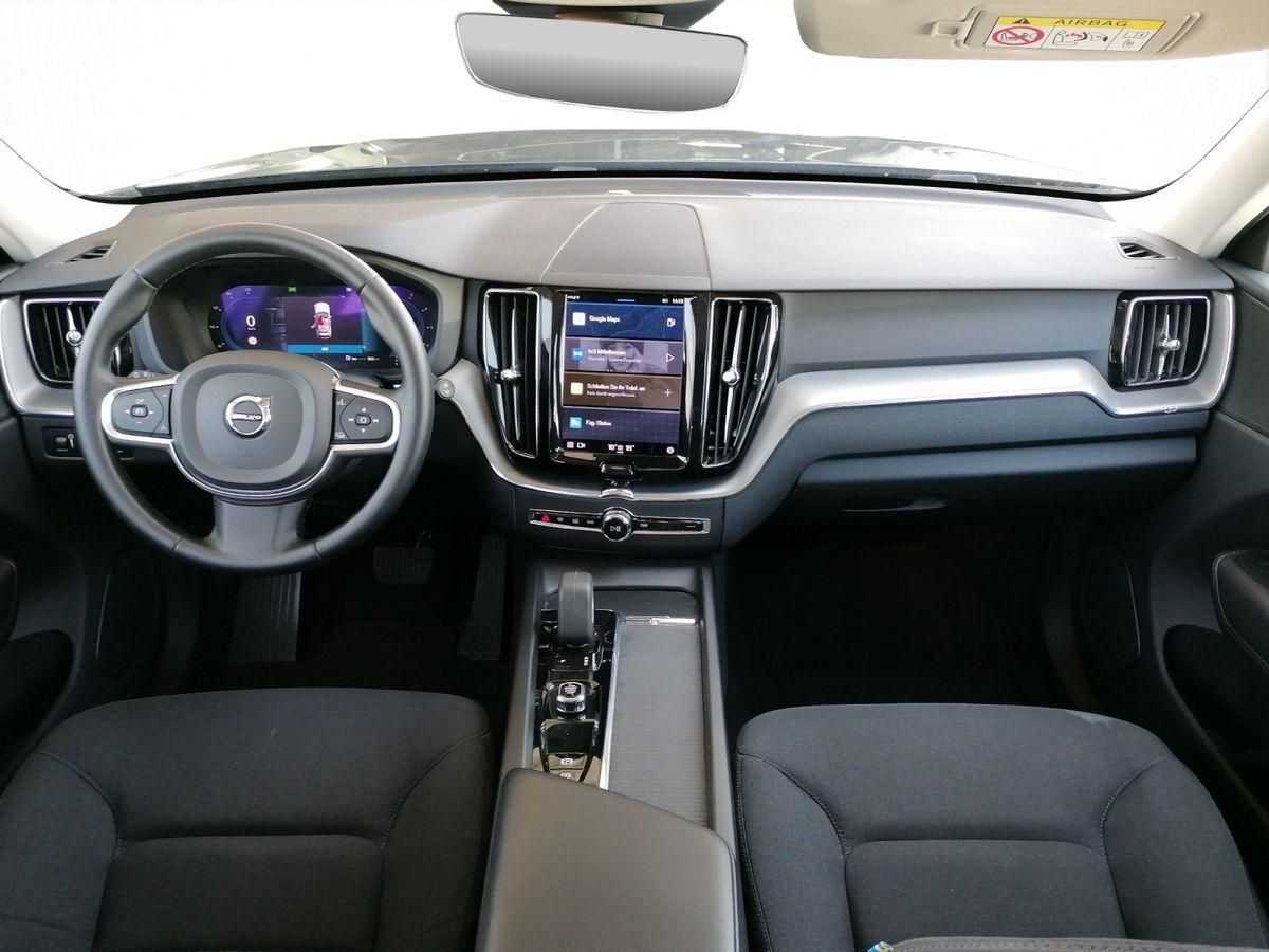 Volvo  2.0 Diesel B5 Momentum Pro AWD