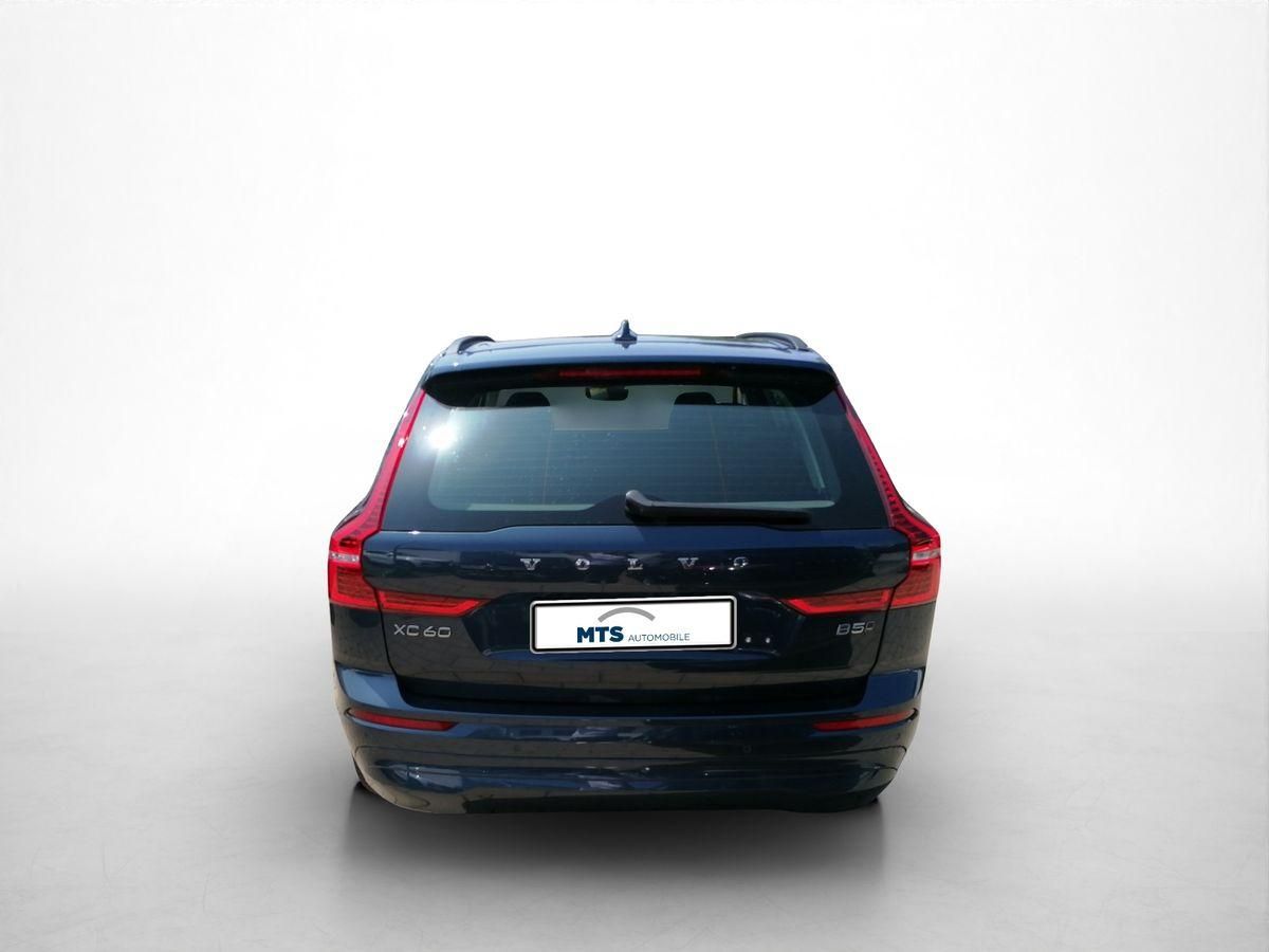 Volvo  2.0 Diesel B5 Momentum Pro AWD