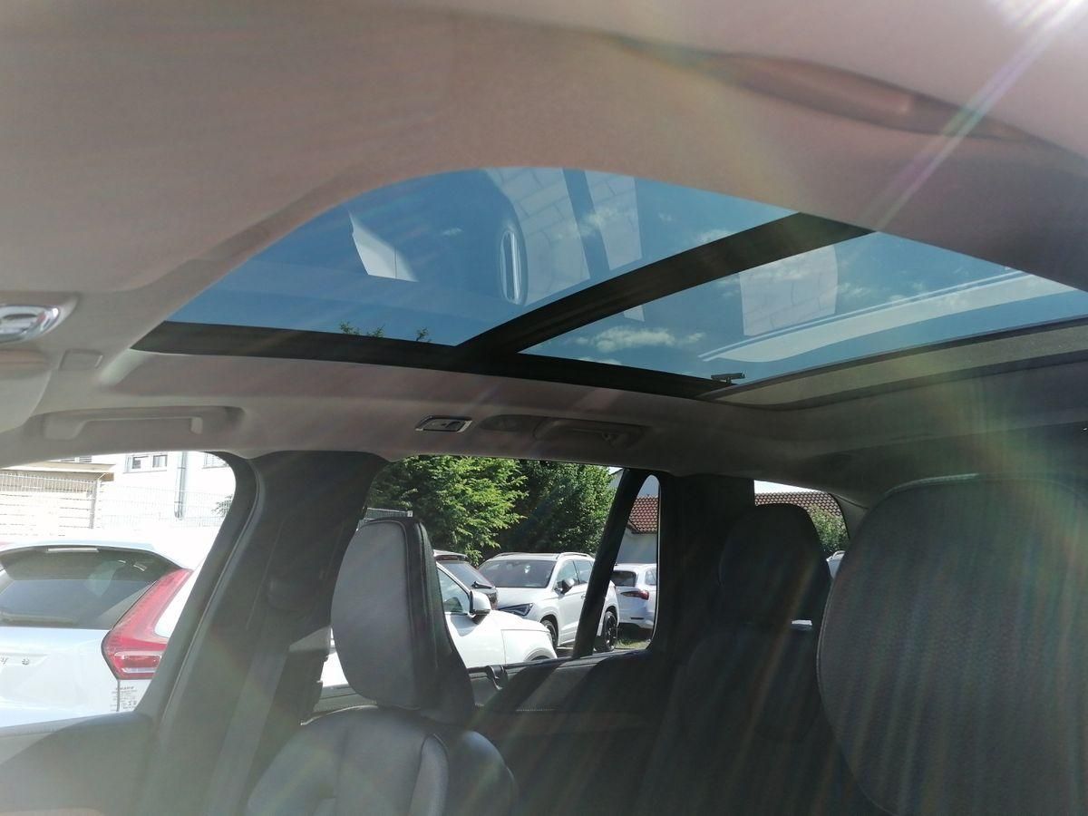 Volvo  Recharge T8 AWD Automatikgetriebe (228+107k