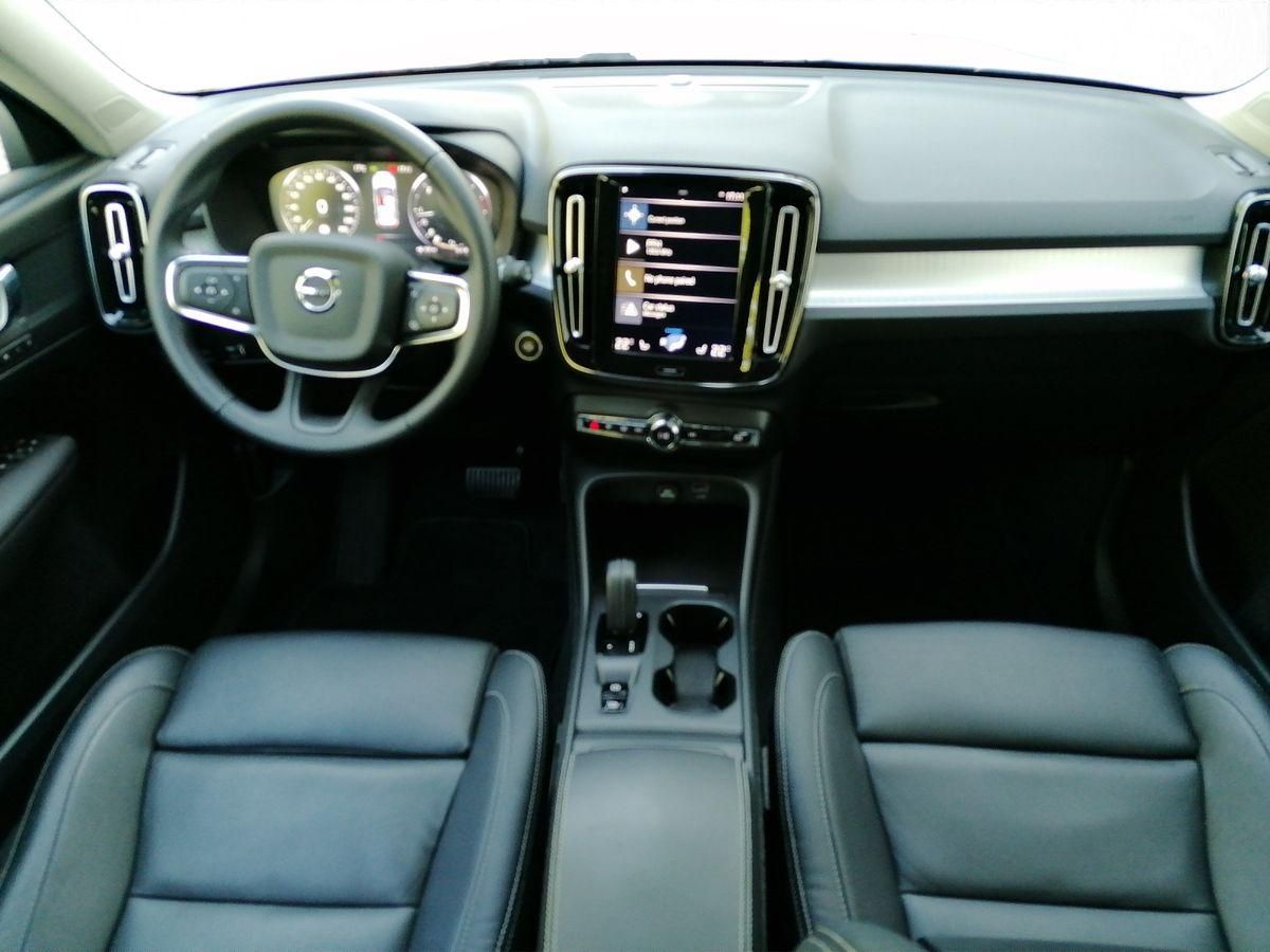 Volvo  Momentum Pro, D3 LED Navi Leder SHZ Rückfah