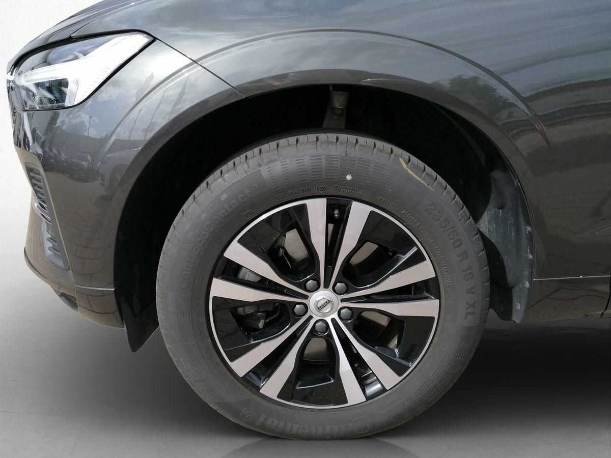 Volvo  Momentum Pro 2WD B4 Mild-Hybrid Diesel Goog