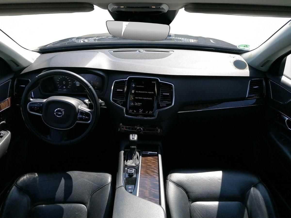 Volvo  D5 AWD Momentum Navi Leder R-Kamera, elekt