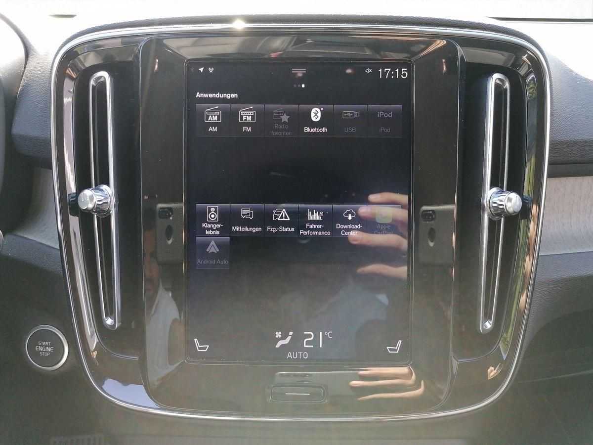 Volvo  Inscription T4 190PS AWD Navi LED Leder Rüc