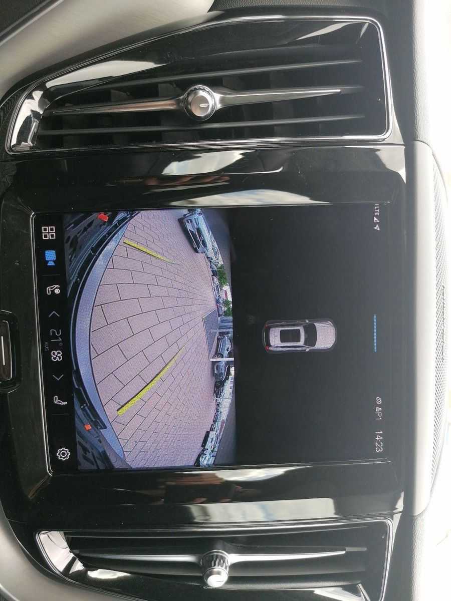 Volvo  Recharge T6 Inscription Expression