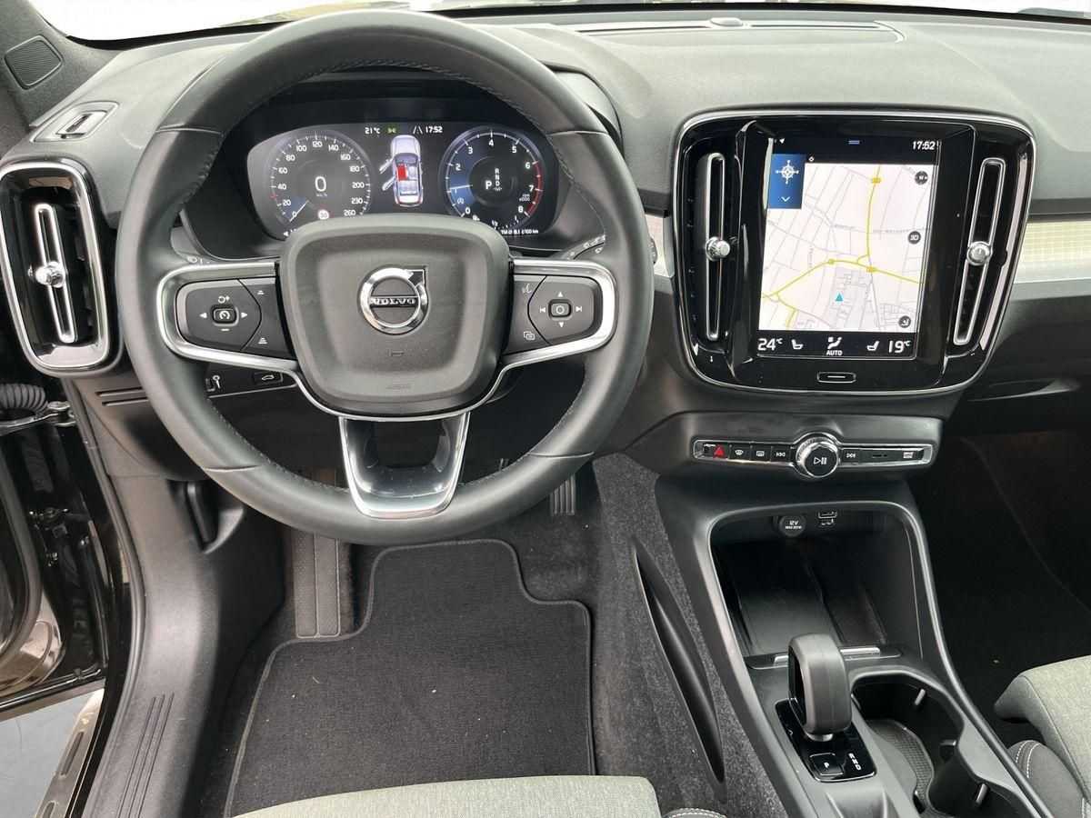 Volvo  1.5 Core 2WD