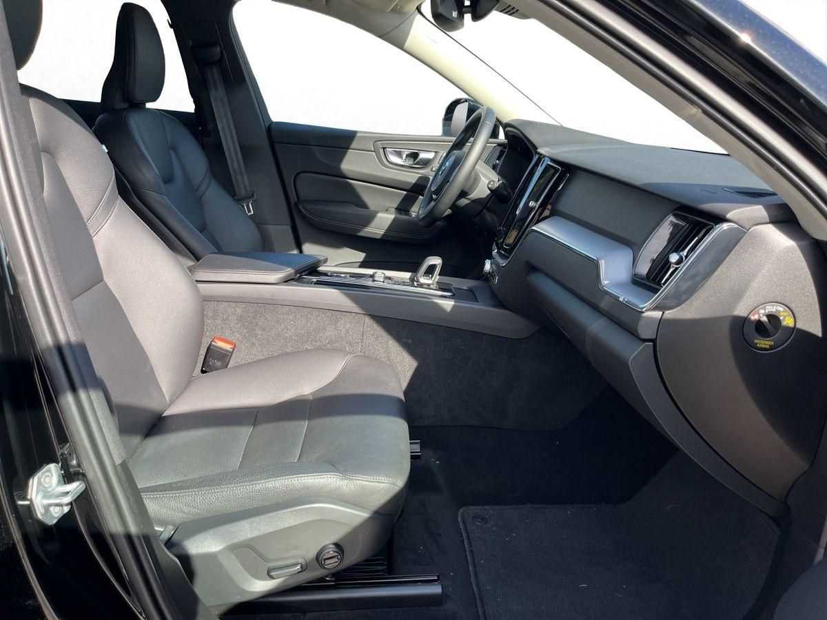 Volvo  2.0 Diesel Momentum Pro AWD