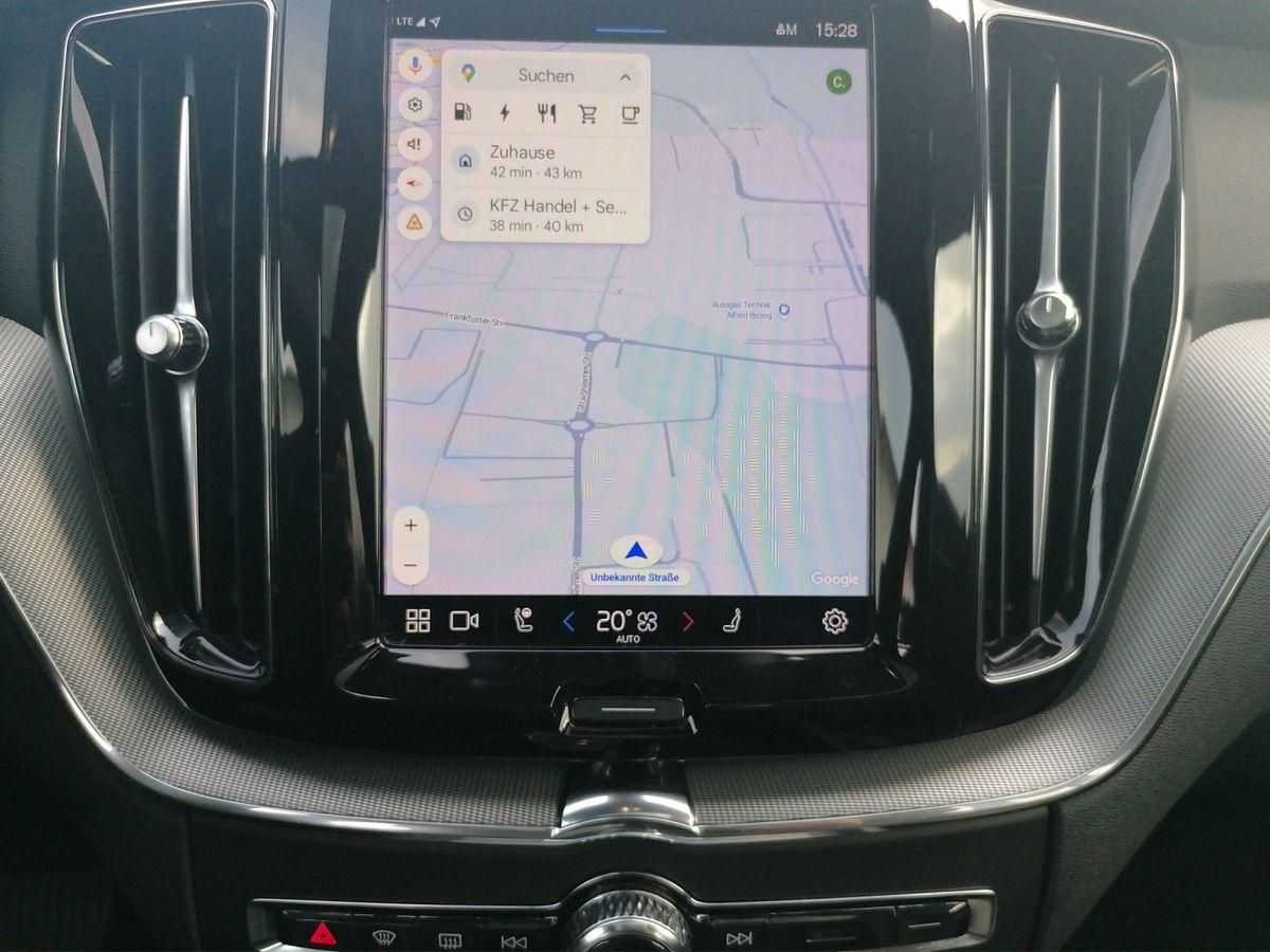 Volvo  Recharge Plug-in Hybrid MY23