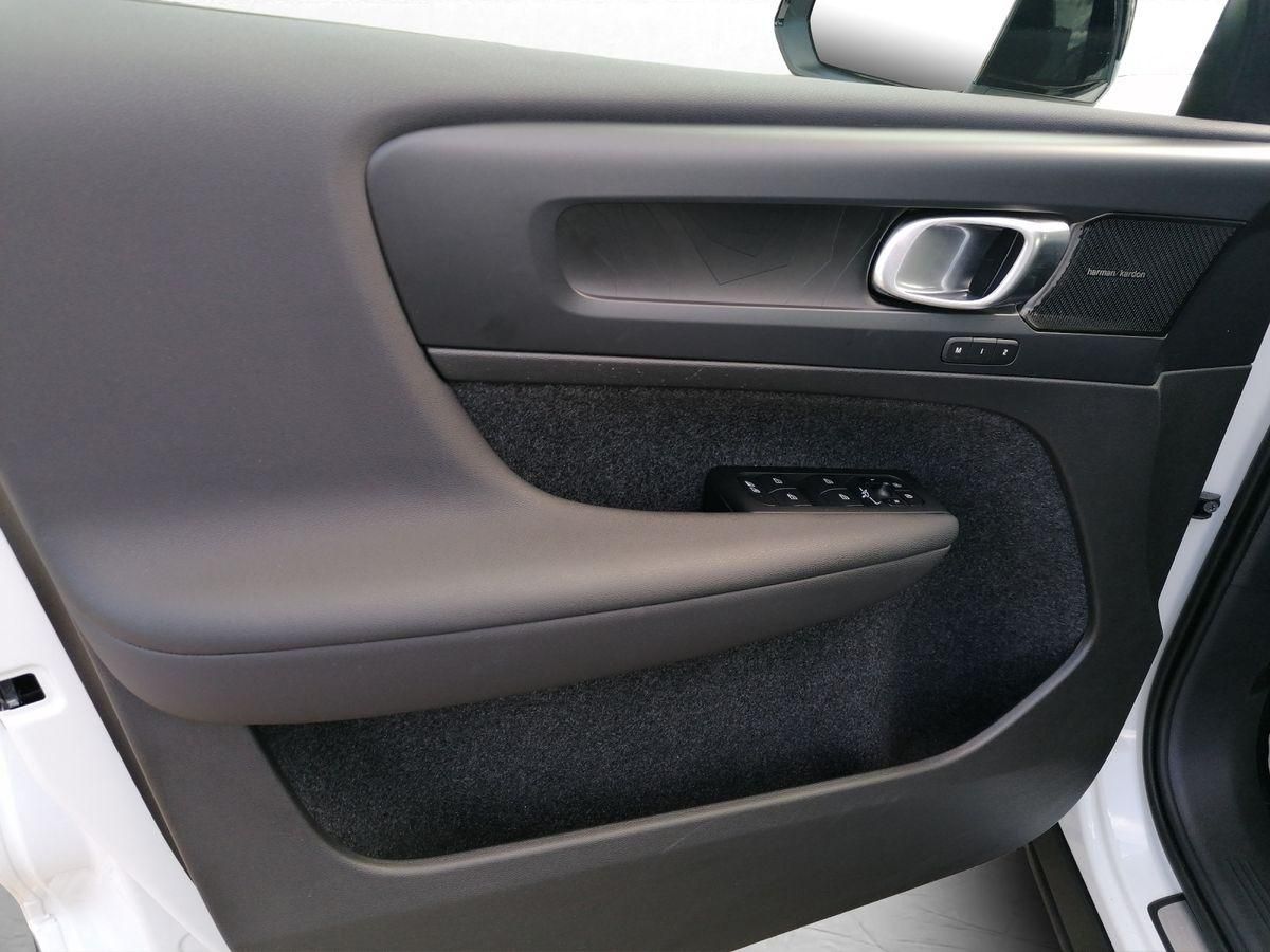 Volvo  Recharge Pure Electric MY23