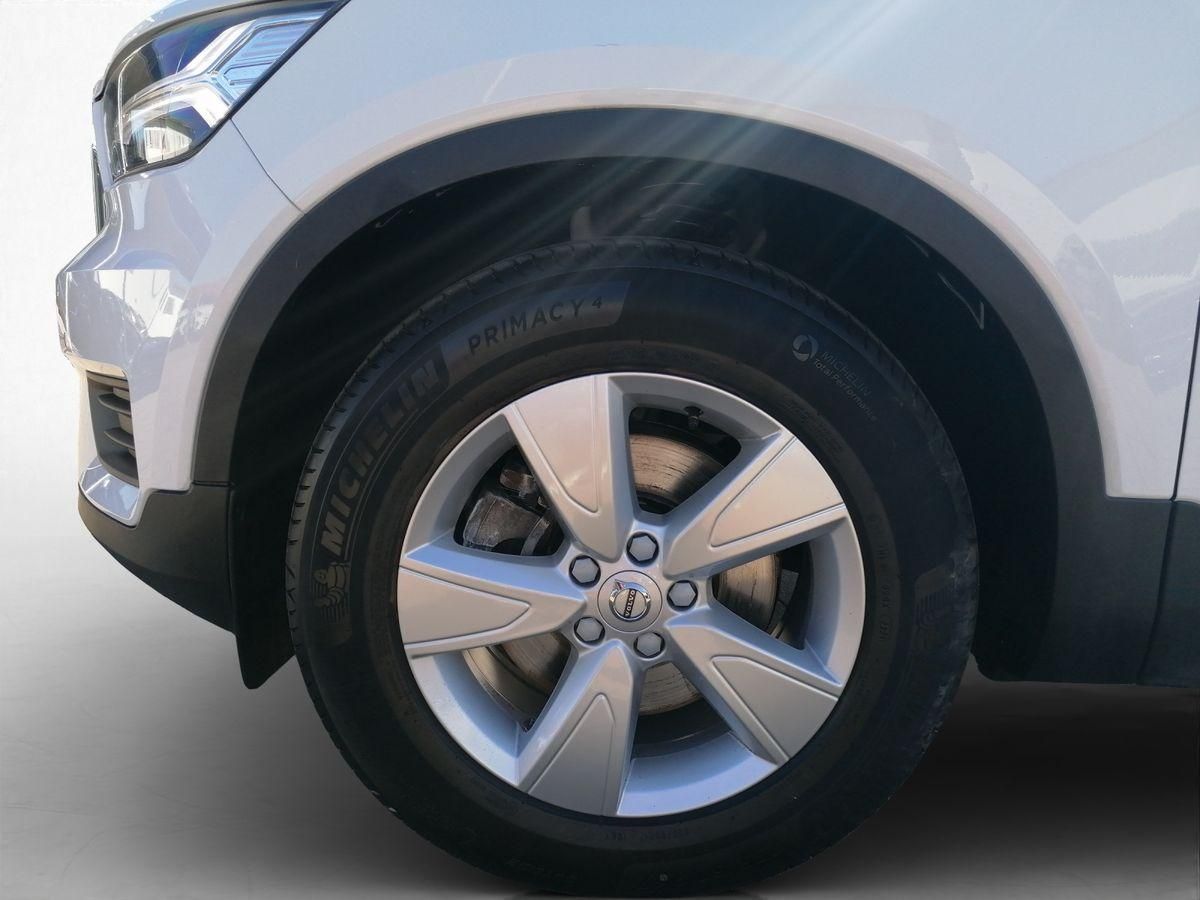 Volvo  Momentum Core, T2