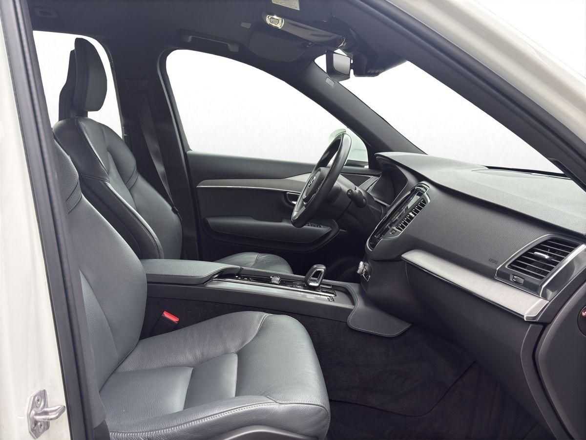 Volvo  B5 Mild-Hybrid Diesel AWD Automatikgetriebe