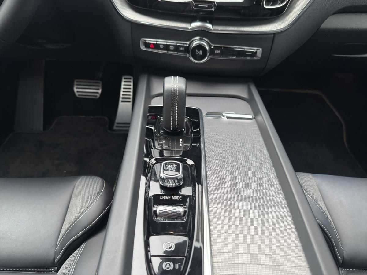 Volvo  B4 Mild-Hybrid Benzin Automatikgetriebe (14