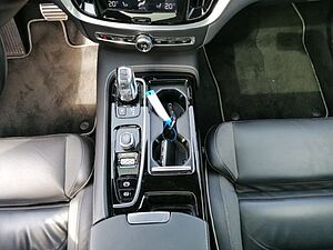 Volvo  Kombi R Design Plug-In Hybrid AWD T8 EU6d-T