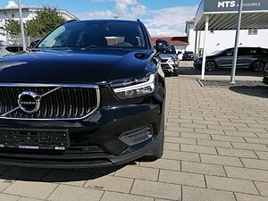 Volvo  Momentum Core 2WD T3 EU6d Navi digitales Co