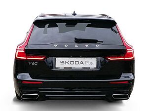 Volvo  Kombi R Design Recharge Plug-In Hybrid AWD T