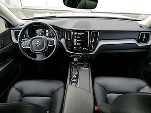 Volvo  Momentum Pro 2WD D4 EU6d-T Navi Leder digit