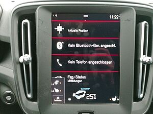 Volvo  Momentum Core 2WD T3 EU6d Navi digitales Co