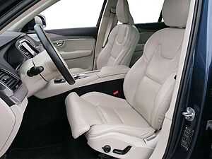 Volvo  Ultimate Bright Recharge Plug-In Hybrid AWD T8 T