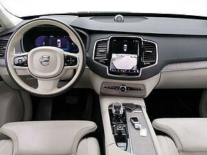 Volvo  Ultimate Bright Recharge Plug-In Hybrid AWD T8 T