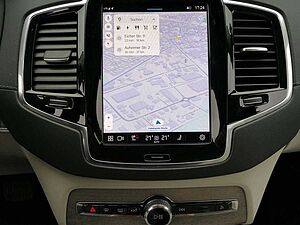 Volvo  Ultimate Bright Recharge Plug-In Hybrid AWD T8 T