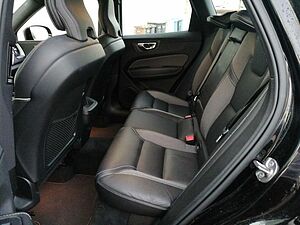 Volvo  B4 Mild-Hybrid Diesel AWD Automatikgetriebe