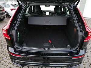 Volvo  B4 Mild-Hybrid Diesel AWD Automatikgetriebe