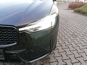 Volvo  B4 Mild-Hybrid Diesel AWD Automatikgetriebe