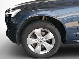 Volvo  2.0 Diesel B5 Momentum Pro AWD