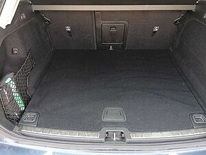 Volvo  2.0 Diesel B5 Momentum Pro AWD