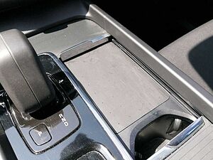 Volvo  2.0 Diesel B5 Momentum Pro AWD