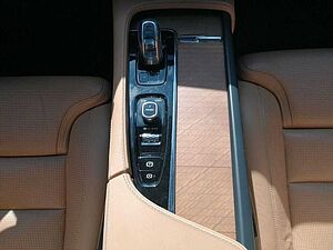 Volvo  T8 AWD Inscription