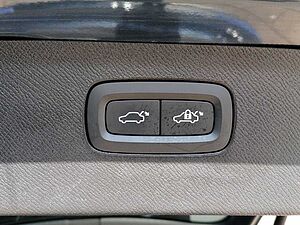 Volvo  Recharge T8 AWD Automatikgetriebe (228+107k