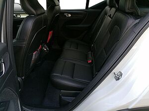 Volvo  Momentum Pro, D3 LED Navi Leder SHZ Rückfah