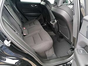 Volvo  B4 2.0 Mild-Hybrid Benzin 197PS Automatikge