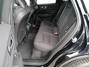 Volvo  B4 2.0 Mild-Hybrid Benzin 197PS Automatikge