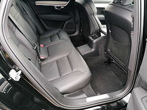 Volvo  Recharge  Plug-In Hybrid T6 AWD  Inscription