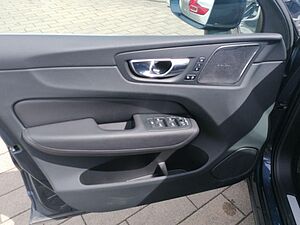 Volvo  Plus, B4 AWD Mild-Hybri AHK NAVI ACC Harman