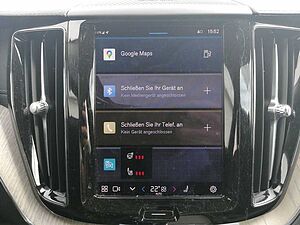 Volvo  Plus, B4 AWD Mild-Hybri AHK NAVI ACC Harman