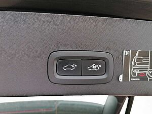 Volvo  Recharge Inscription (95+60KW) Expression W