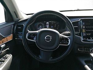 Volvo  D5 AWD Momentum Navi Leder R-Kamera, elekt