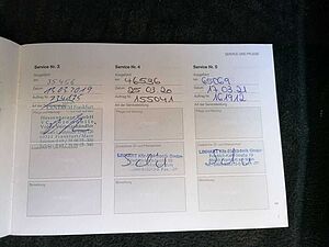 Volvo  D5 AWD Momentum Navi Leder R-Kamera, elekt