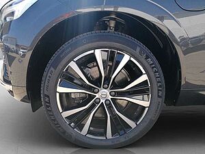 Volvo  inscription  AWD (253+145PS) Navi, Panodach