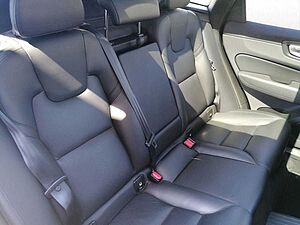 Volvo  inscription  AWD (253+145PS) Navi, Panodach