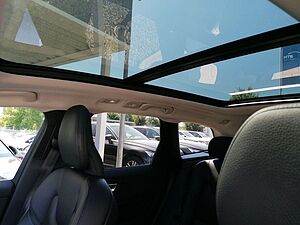 Volvo  inscription  AWD (253+145PS) Navi, Panodach