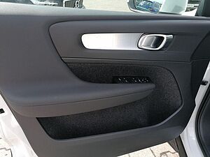 Volvo  B3 163 PS Aut. Core Licht Paket Assistenz P