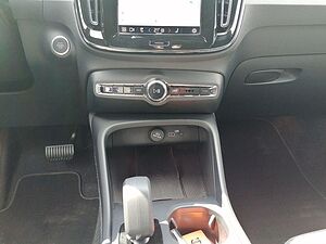 Volvo  B3 163 PS Aut. Core Licht Paket Assistenz P