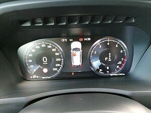 Volvo  B5 Momentum Pro AWD 250PS Navi. Leder, Pano