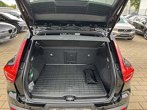 Volvo  1.5 Core 2WD